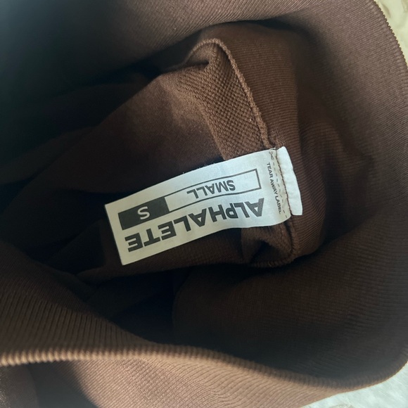 Alphalete amplify shorts - Picture 6 of 6